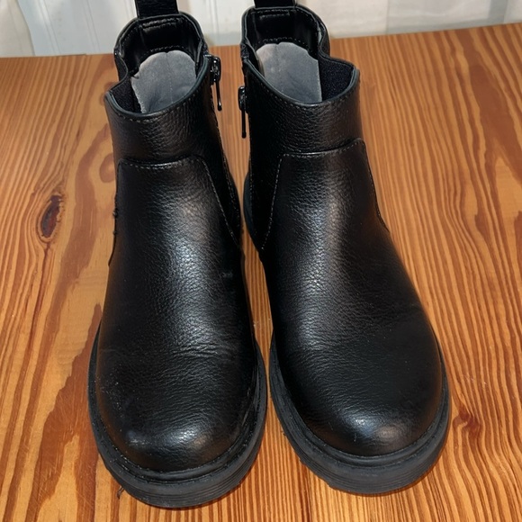 Cat & Jack Black Ankle Boots 1 - Picture 2 of 8